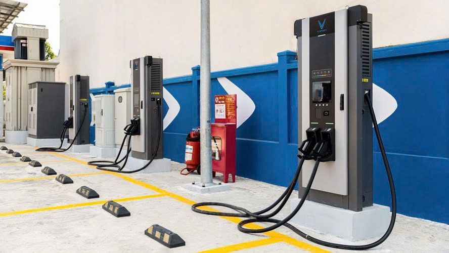 EV Charging Station