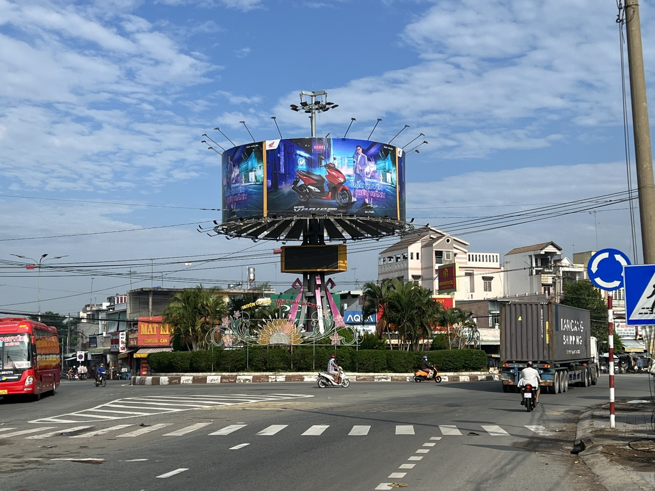 Truyền thông đa điểm chạm