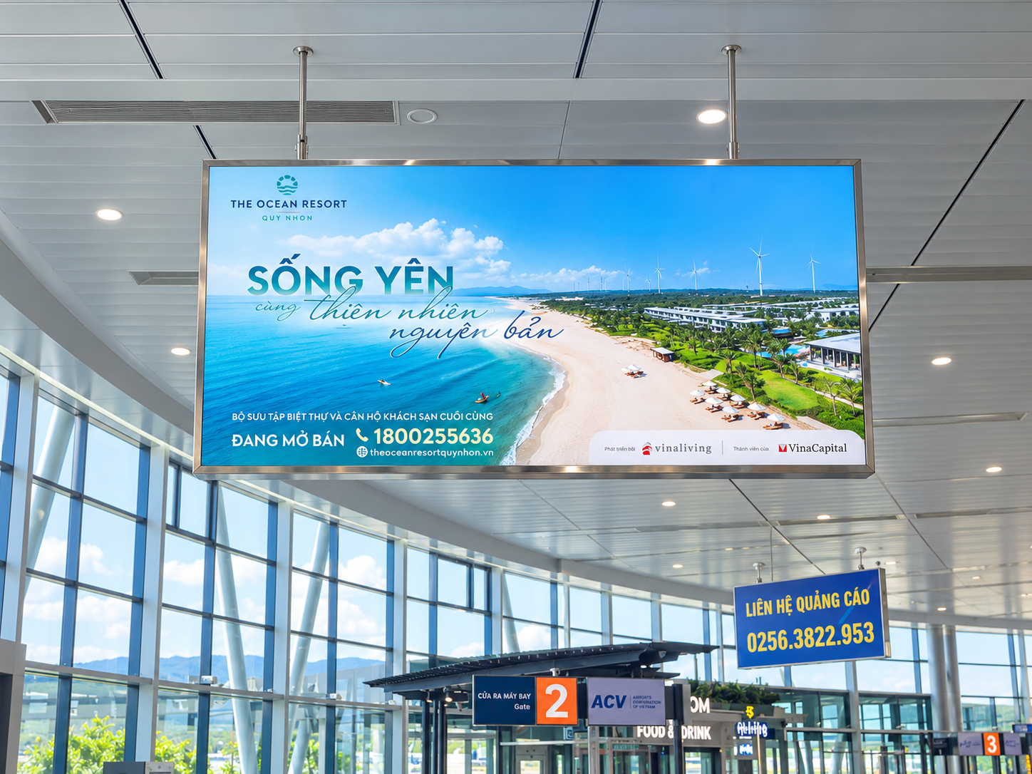 Hình ảnh quảng cáo sân bay Phù Cát AIG ảnh thứ ba