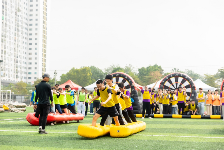 Teambuilding mùa hè