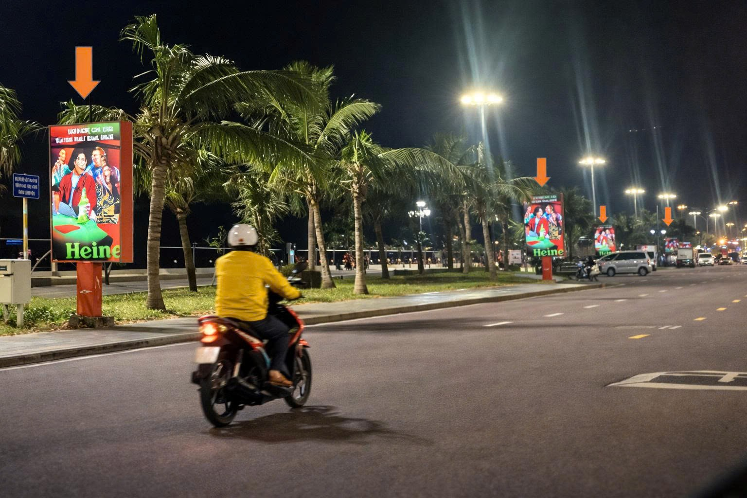 Hình ảnh hộp đèn Xuân Diệu 2