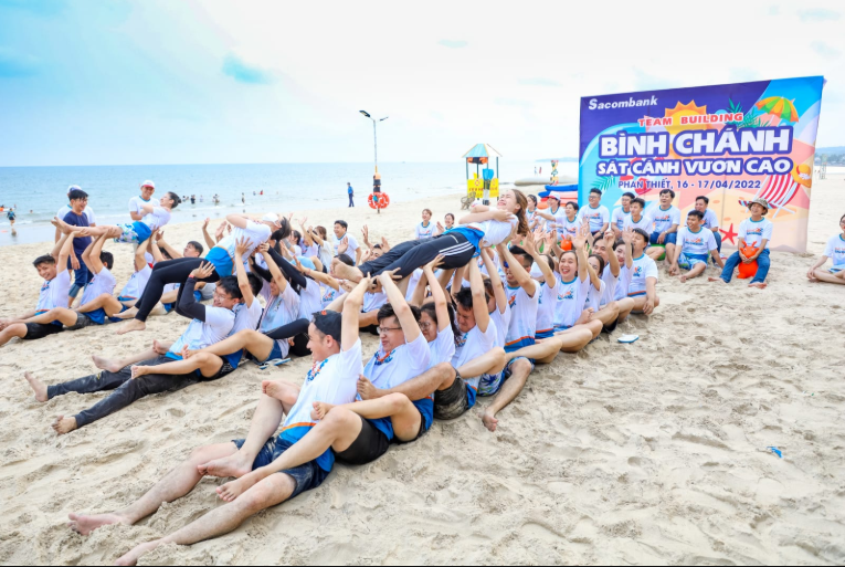 Không khí teambuilding