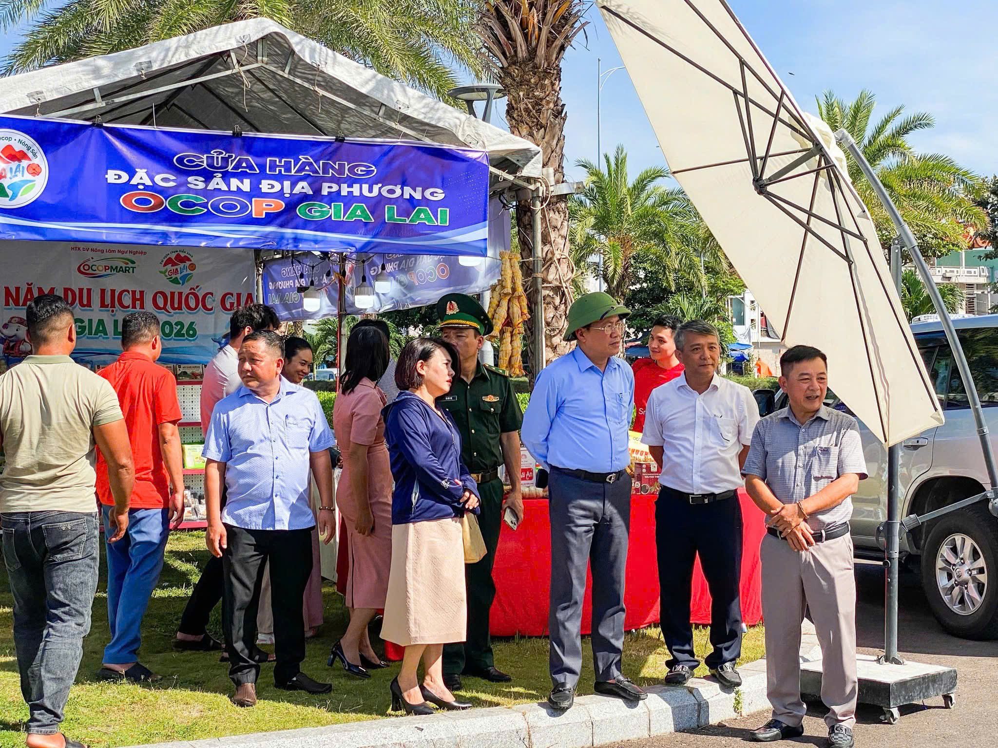 Bến Mũi Tấn phục vụ khách du lịch